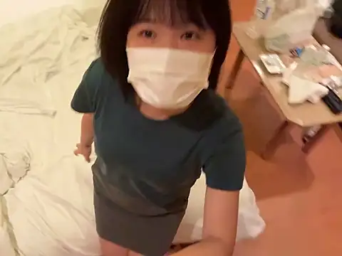 hikiwarinatto xoxo online show from 10/08/25, 01:09