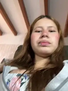 Olivia11  online show from 10/28/25, 12:09