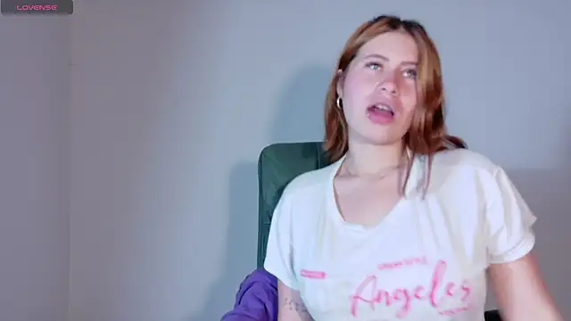 Snapshot of Olivia11_ chatting on 11/07/25, 12:16 Olivia11 online show from 11/07/25, 12:16