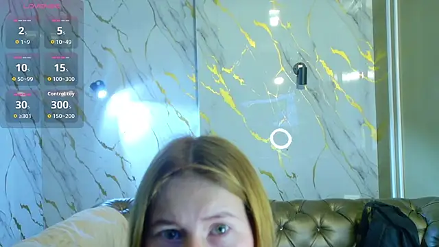 Snapshot of Olivia11_ chatting on 12/16/25, 11:37 Olivia11 online show from 12/16/25, 11:37