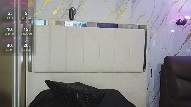 Olivia11  online show from 07/07/26, 01:04