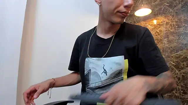 Justin Lakee online show from 09/12/25, 11:15