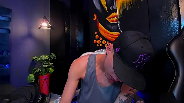 Justin Lakee online show from 09/30/25, 11:10