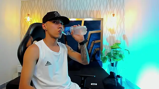 Justin Lakee online show from 10/15/25, 11:16