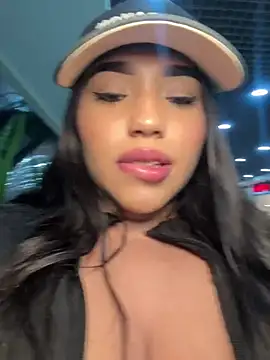 SofiaWildee online show from 06/14/26, 11:07