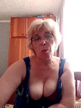 52MiaLove02 online show from 06/11/26, 04:49