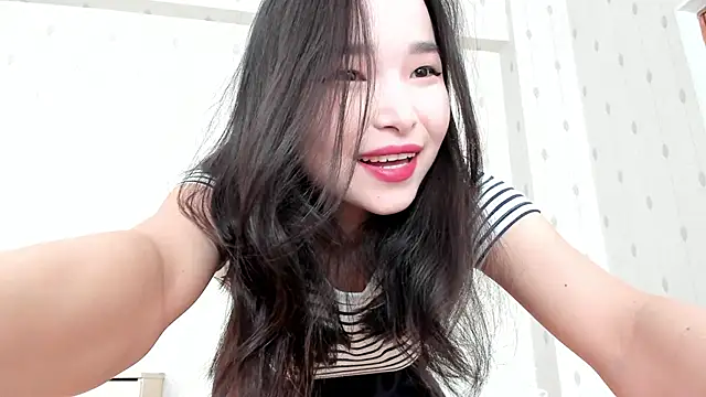 Soyun Mia online show from 09/16/25, 02:56