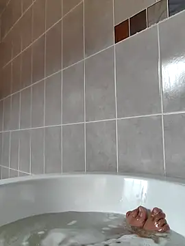 Snapshot of Cianda24 chatting on 11/01/25, 12:51 Cianda24 online show from 11/01/25, 12:51