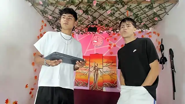 CLUB LATINOSBOYS online show from 09/09/25, 01:54