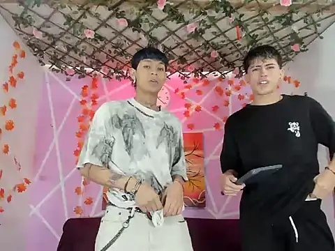CLUB LATINOSBOYS online show from 09/11/25, 01:33