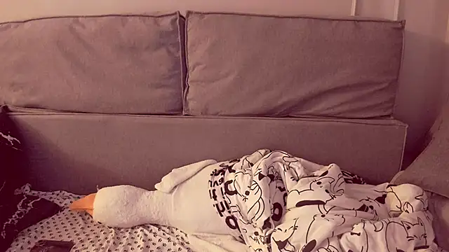 Isabellaprincess online show from 10/28/25, 11:14