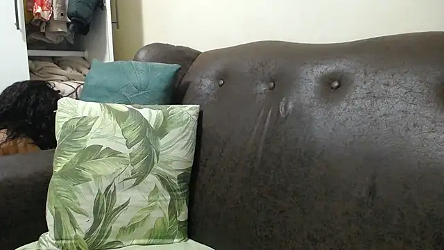 bustylaura4u online show from 12/23/24, 12:03