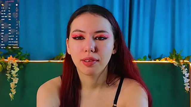 JenniferGlover online show from 11/30/25, 07:12