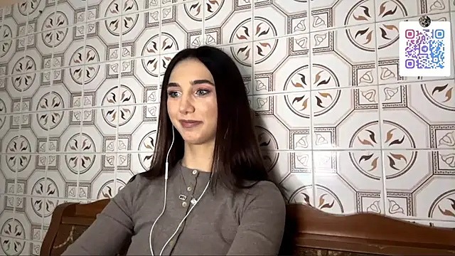 LinaMour online show from 11/26/25, 10:11