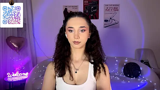 LinaMour online show from 06/08/26, 10:32