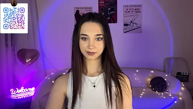 LinaMour online show from 06/19/26, 10:46