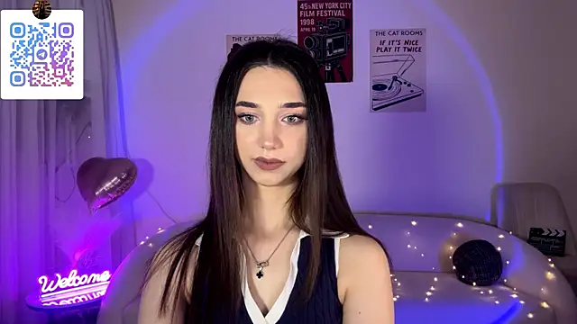 LinaMour online show from 06/20/26, 10:12