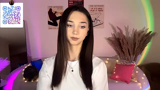 LinaMour online show from 06/28/26, 10:16
