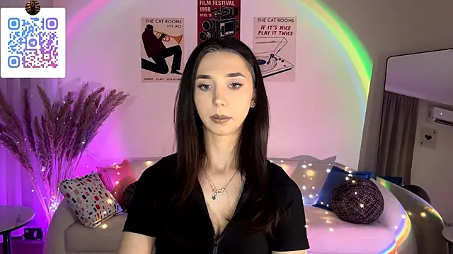 LinaMour online show from 07/17/26, 10:14