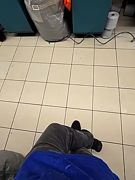 sisman31 online show from 09/17/25, 07:37