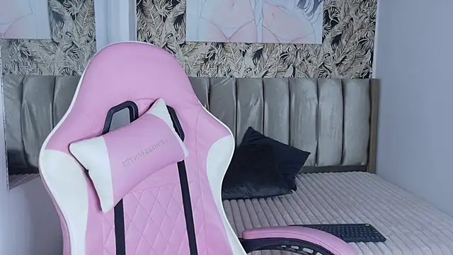 alissa grace online show from 09/15/25, 01:11