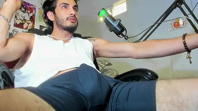 LovexJuxn  online show from 11/13/25, 03:22