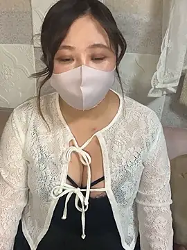 kotone blossom x online show from 10/10/25, 12:04