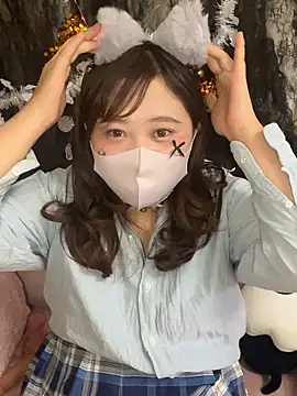 Snapshot of kotone_blossom_x chatting on 11/01/25, 04:47 kotone blossom x online show from 11/01/25, 04:47