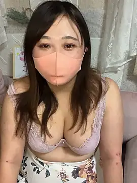 Snapshot of kotone_blossom_x chatting on 11/07/25, 12:16 kotone blossom x online show from 11/07/25, 12:16