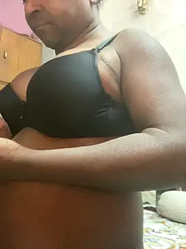 Snapshot of Kajal-Shemale69 chatting on 11/21/25, 02:16 Kajal-Shemale69 online show from 11/21/25, 02:16