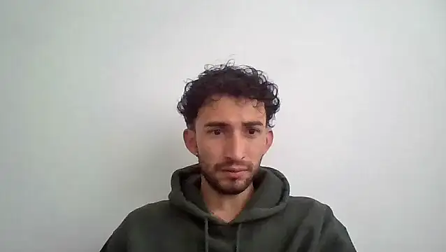 felip2705 online show from 09/18/25, 01:46