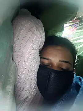 Manvi tyagi online show from 10/06/25, 11:57