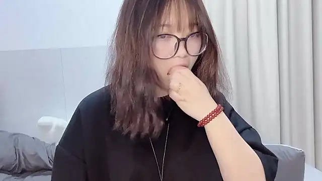 Xoxo-258 online show from 09/16/25, 11:22