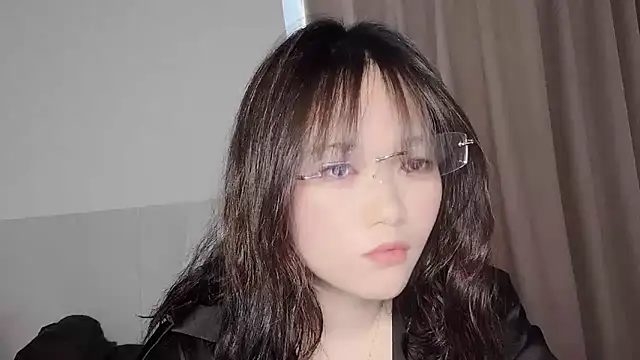 Xoxo-258 online show from 10/10/25, 12:42