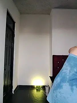 Eva Clark01 online show from 11/19/25, 11:21