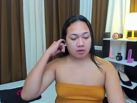 TsUncutKaren online show from 10/22/25, 08:30