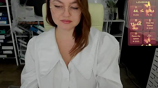  feel me  online show from 10/30/25, 01:51