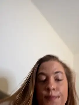 Luna Lynn online show from 06/20/26, 10:56