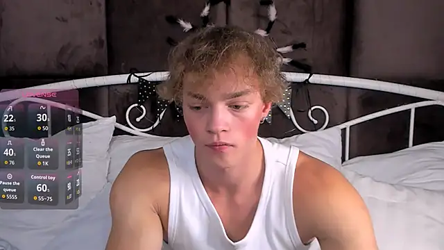 ChaseMuscular online show from 10/25/25, 03:51