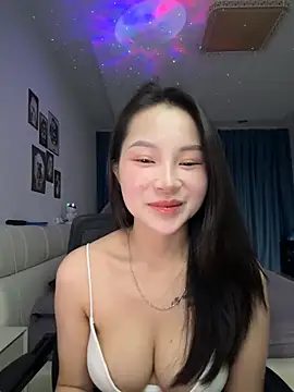 -Xu-ka- online show from 11/04/25, 02:05