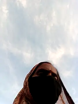 Jan 643 online show from 10/04/25, 02:37