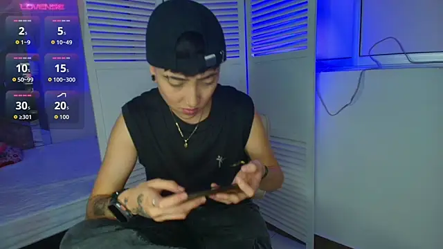 Eryx Eriscor online show from 11/21/25, 02:16