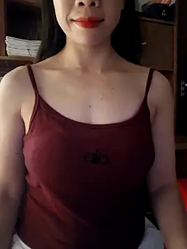 Snapshot of LazdyLy chatting on 10/21/25, 01:23 LazdyLy online show from 10/21/25, 01:23