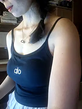 Snapshot of LazdyLy chatting on 10/30/25, 01:12 LazdyLy online show from 10/30/25, 01:12