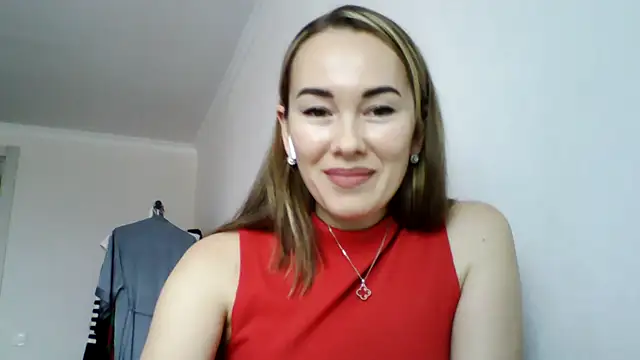 Sovaee online show from 10/12/25, 11:20