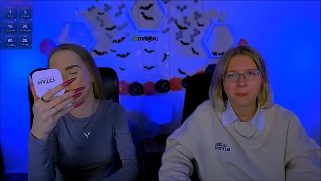 Snapshot of gloria_bubble chatting on 11/03/25, 08:10 gloria bubble online show from 11/03/25, 08:10