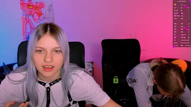 Snapshot of gloria_bubble chatting on 12/05/25, 08:16 gloria bubble online show from 12/05/25, 08:16