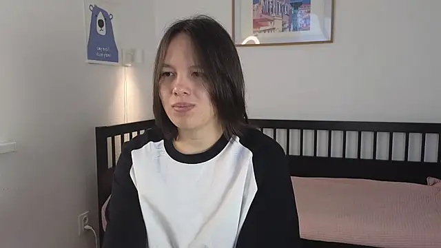 CamelliaDuford online show from 09/11/25, 04:45