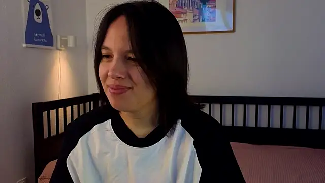 CamelliaDuford online show from 09/12/25, 04:23
