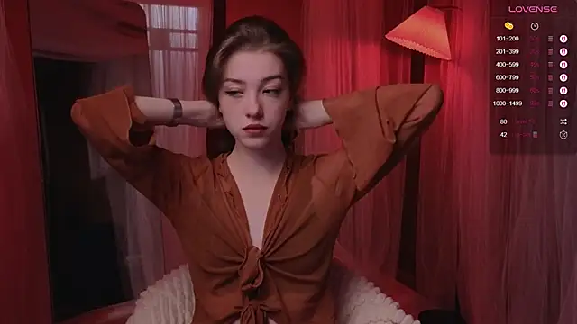 Snapshot of AstraMist chatting on 11/27/25, 05:31 AstraMist online show from 11/27/25, 05:31